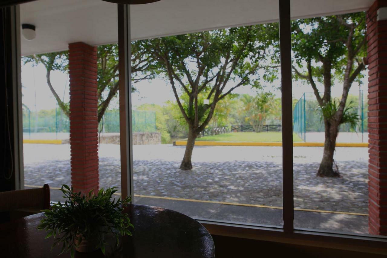 Hotel Plaza Palmas Tuxpan  Екстер'єр фото