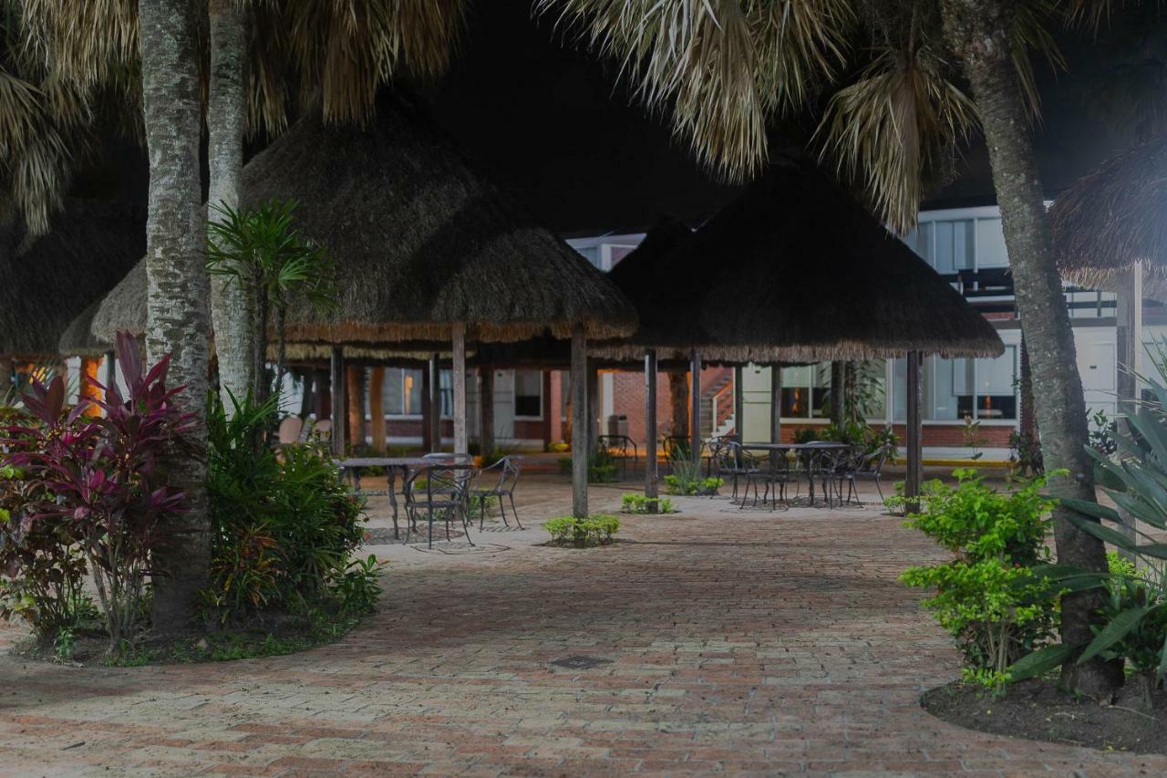 Hotel Plaza Palmas Tuxpan  Екстер'єр фото